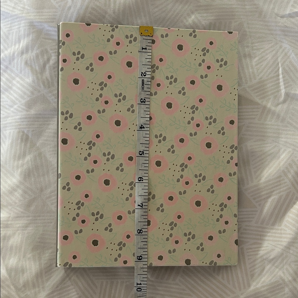 Floral Patterned Notebook - Picture 2 of 3